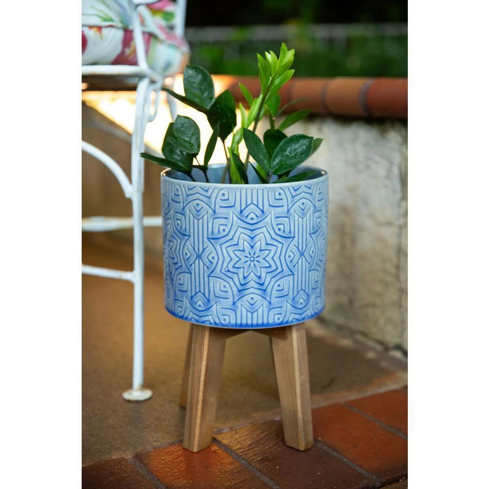 Flora Bunda 10 in. x 8 in. Star Ceramic Planter on Wood Stand, (Set of 2) 7 Flora Bunda 10 in. x 8 in. Star Ceramic Planter on Wood Stand, (Set of 2) - Image 5